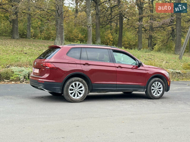 Красный Фольксваген Тигуан, объемом двигателя 2 л и пробегом 156 тыс. км за 16700 $, фото 30 на Automoto.ua