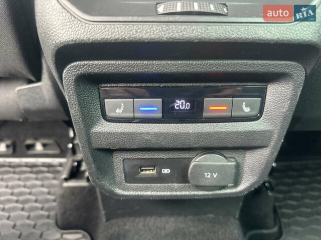 Красный Фольксваген Тигуан, объемом двигателя 1.97 л и пробегом 97 тыс. км за 26300 $, фото 11 на Automoto.ua