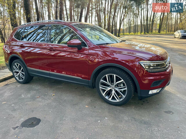 Красный Фольксваген Тигуан, объемом двигателя 2 л и пробегом 91 тыс. км за 18900 $, фото 32 на Automoto.ua