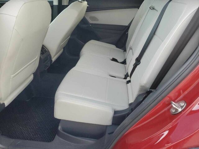 Красный Фольксваген Тигуан, объемом двигателя 2 л и пробегом 78 тыс. км за 3900 $, фото 9 на Automoto.ua