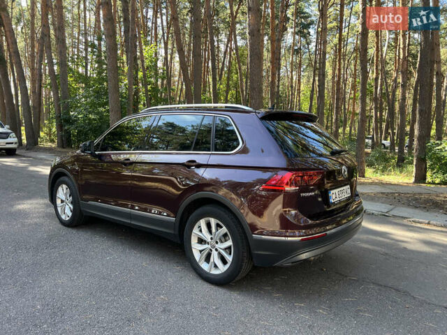 Красный Фольксваген Тигуан, объемом двигателя 1.98 л и пробегом 110 тыс. км за 26199 $, фото 3 на Automoto.ua