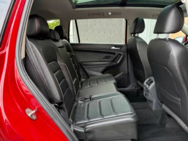 Красный Фольксваген Тигуан, объемом двигателя 2 л и пробегом 40 тыс. км за 11100 $, фото 10 на Automoto.ua