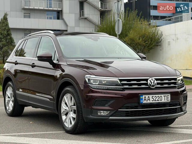 Красный Фольксваген Тигуан, объемом двигателя 1.98 л и пробегом 64 тыс. км за 29000 $, фото 2 на Automoto.ua
