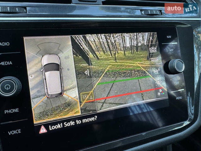 Красный Фольксваген Тигуан, объемом двигателя 2 л и пробегом 91 тыс. км за 18900 $, фото 29 на Automoto.ua