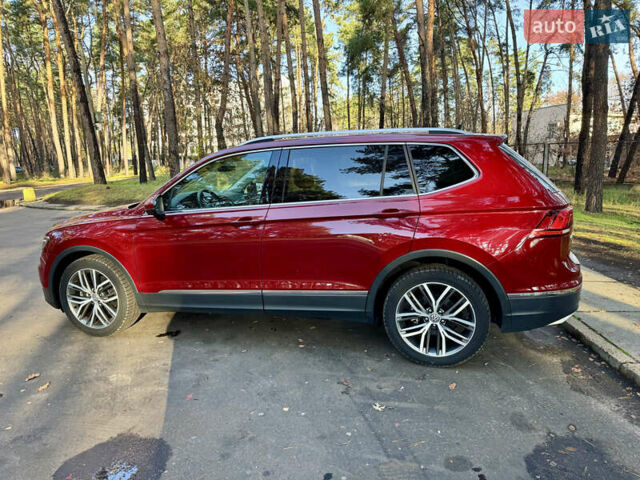 Красный Фольксваген Тигуан, объемом двигателя 2 л и пробегом 91 тыс. км за 18900 $, фото 9 на Automoto.ua