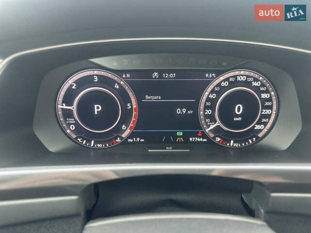 Красный Фольксваген Тигуан, объемом двигателя 1.97 л и пробегом 97 тыс. км за 26300 $, фото 24 на Automoto.ua