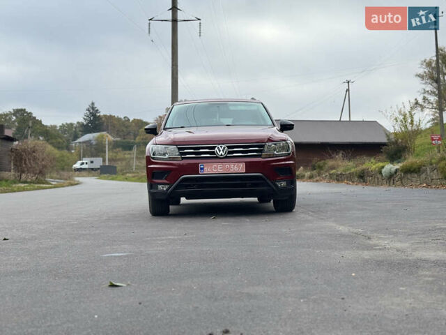 Красный Фольксваген Тигуан, объемом двигателя 2 л и пробегом 156 тыс. км за 16700 $, фото 62 на Automoto.ua