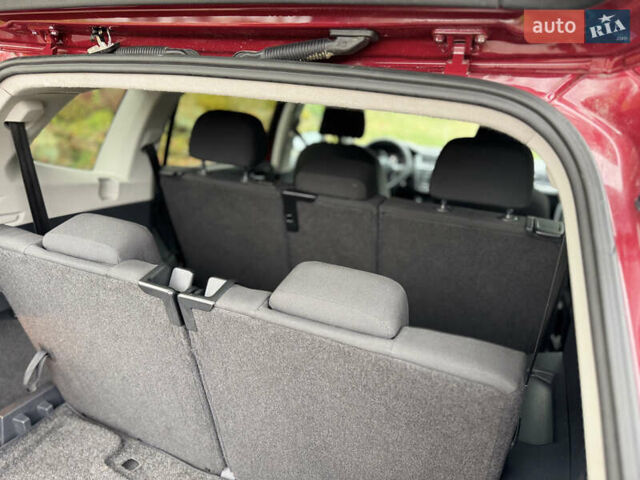 Красный Фольксваген Тигуан, объемом двигателя 2 л и пробегом 156 тыс. км за 16700 $, фото 83 на Automoto.ua