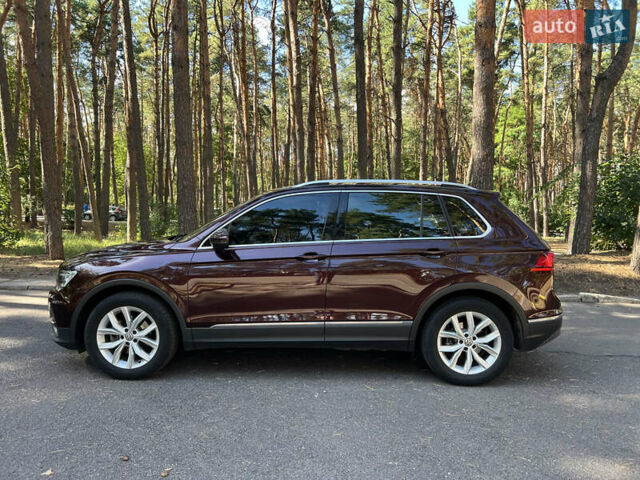 Красный Фольксваген Тигуан, объемом двигателя 1.98 л и пробегом 110 тыс. км за 26199 $, фото 2 на Automoto.ua