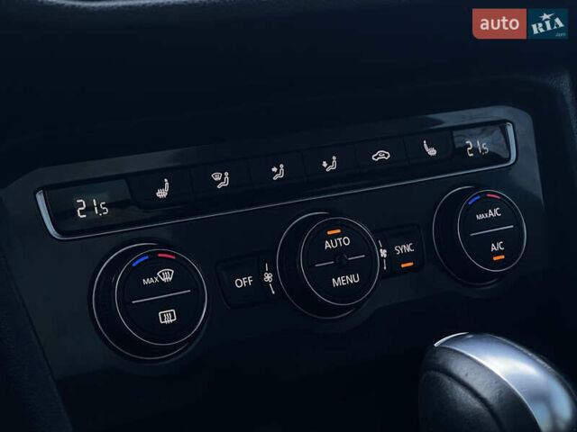 Червоний Фольксваген Тігуан, об'ємом двигуна 1.98 л та пробігом 99 тис. км за 20300 $, фото 28 на Automoto.ua