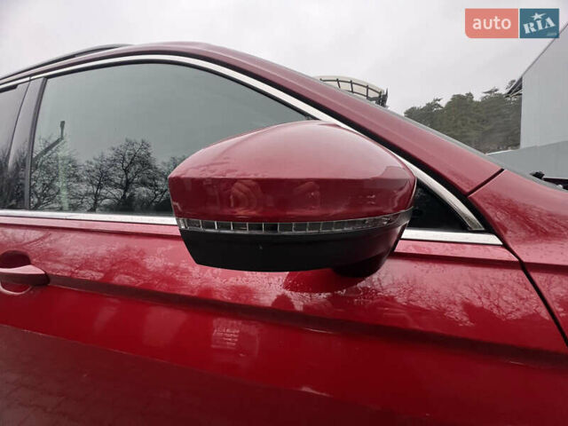 Красный Фольксваген Тигуан, объемом двигателя 1.98 л и пробегом 150 тыс. км за 19200 $, фото 4 на Automoto.ua