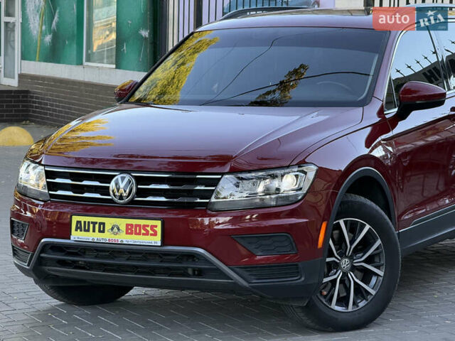 Червоний Фольксваген Тігуан, об'ємом двигуна 1.98 л та пробігом 99 тис. км за 20300 $, фото 4 на Automoto.ua