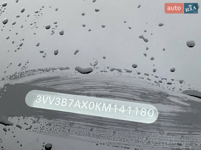 Красный Фольксваген Тигуан, объемом двигателя 2 л и пробегом 77 тыс. км за 20700 $, фото 13 на Automoto.ua