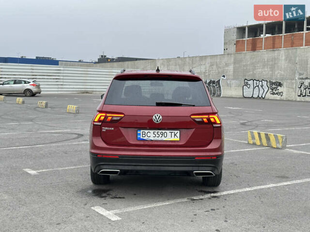 Красный Фольксваген Тигуан, объемом двигателя 2 л и пробегом 77 тыс. км за 20700 $, фото 7 на Automoto.ua