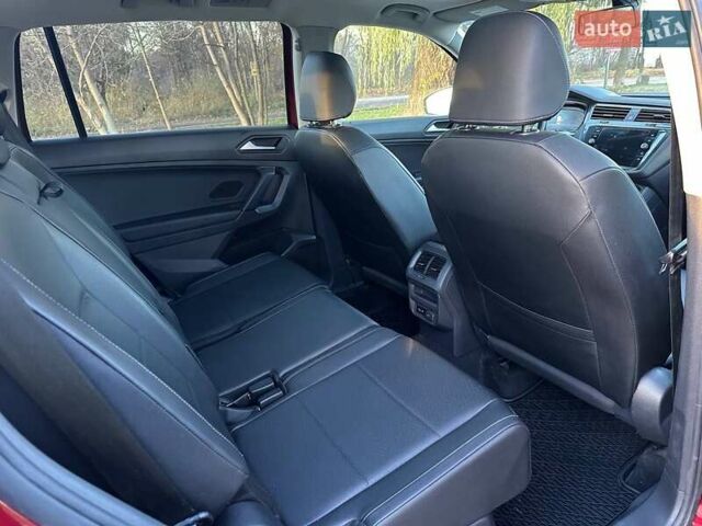 Красный Фольксваген Тигуан, объемом двигателя 2 л и пробегом 115 тыс. км за 20500 $, фото 9 на Automoto.ua