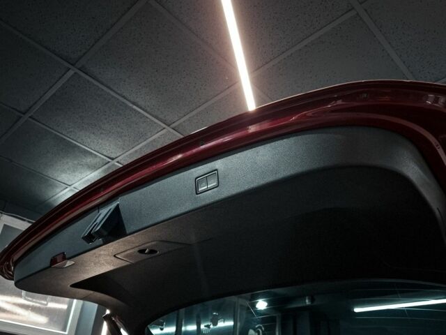 Красный Фольксваген Тигуан, объемом двигателя 2 л и пробегом 45 тыс. км за 26500 $, фото 13 на Automoto.ua