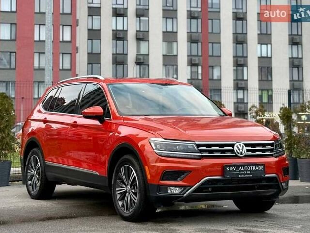 Красный Фольксваген Тигуан, объемом двигателя 2 л и пробегом 46 тыс. км за 22500 $, фото 4 на Automoto.ua