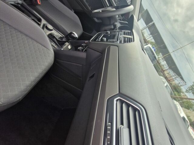 Красный Фольксваген Тигуан, объемом двигателя 2 л и пробегом 35 тыс. км за 17700 $, фото 15 на Automoto.ua