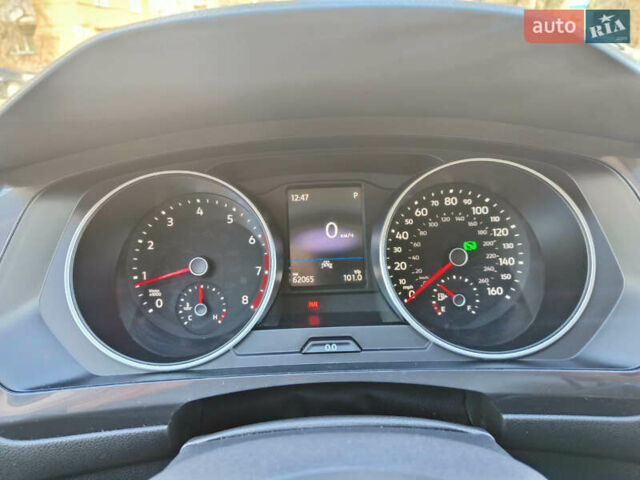 Червоний Фольксваген Тігуан, об'ємом двигуна 1.98 л та пробігом 62 тис. км за 23000 $, фото 9 на Automoto.ua