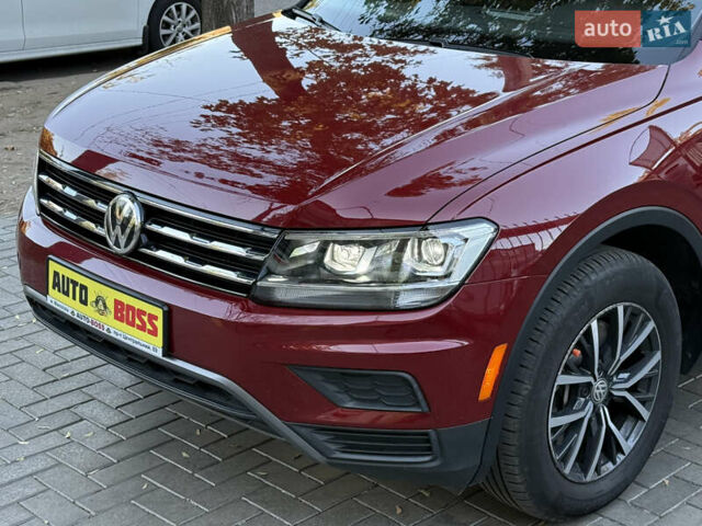 Червоний Фольксваген Тігуан, об'ємом двигуна 1.98 л та пробігом 99 тис. км за 20300 $, фото 14 на Automoto.ua
