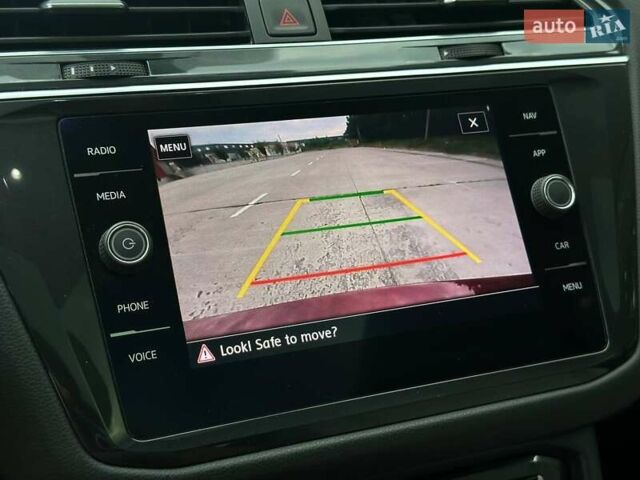 Красный Фольксваген Тигуан, объемом двигателя 2 л и пробегом 145 тыс. км за 19990 $, фото 32 на Automoto.ua