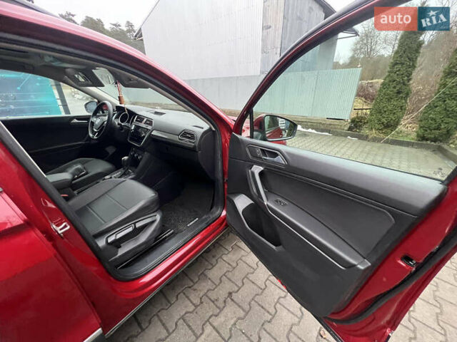 Красный Фольксваген Тигуан, объемом двигателя 1.98 л и пробегом 150 тыс. км за 19200 $, фото 11 на Automoto.ua