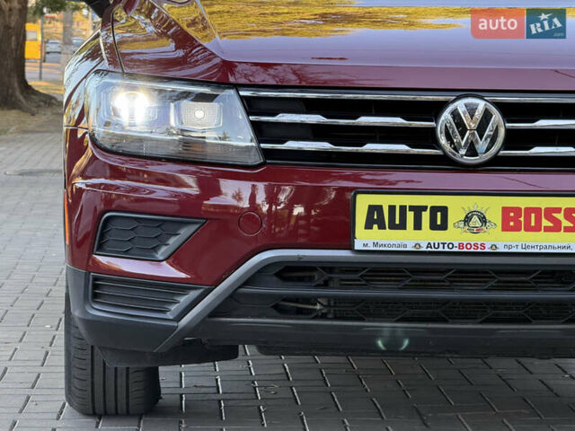 Червоний Фольксваген Тігуан, об'ємом двигуна 1.98 л та пробігом 99 тис. км за 20300 $, фото 12 на Automoto.ua