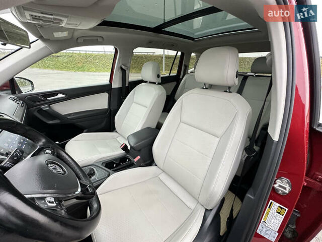 Красный Фольксваген Тигуан, объемом двигателя 2 л и пробегом 77 тыс. км за 20700 $, фото 18 на Automoto.ua