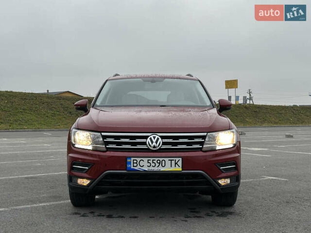Красный Фольксваген Тигуан, объемом двигателя 2 л и пробегом 77 тыс. км за 20700 $, фото 11 на Automoto.ua