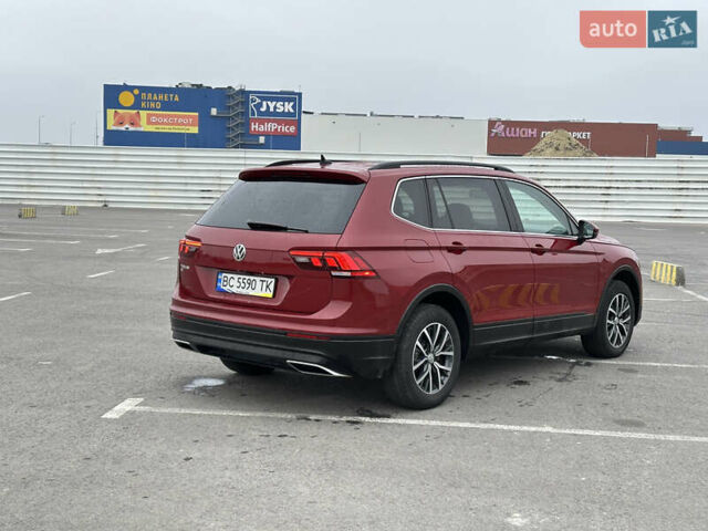 Красный Фольксваген Тигуан, объемом двигателя 2 л и пробегом 77 тыс. км за 20700 $, фото 5 на Automoto.ua