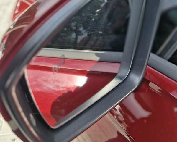 Красный Фольксваген Тигуан, объемом двигателя 2 л и пробегом 35 тыс. км за 17700 $, фото 31 на Automoto.ua