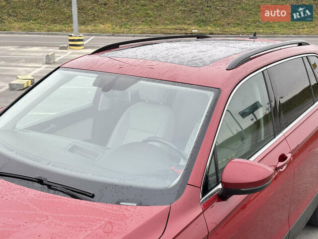 Красный Фольксваген Тигуан, объемом двигателя 2 л и пробегом 77 тыс. км за 20700 $, фото 10 на Automoto.ua