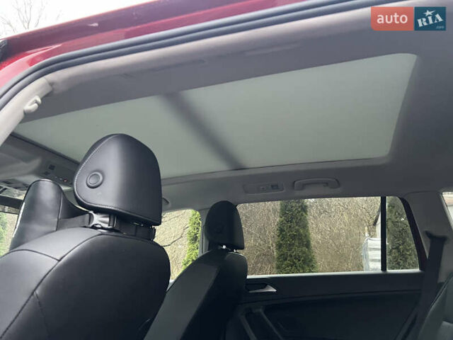 Красный Фольксваген Тигуан, объемом двигателя 1.98 л и пробегом 150 тыс. км за 19200 $, фото 20 на Automoto.ua