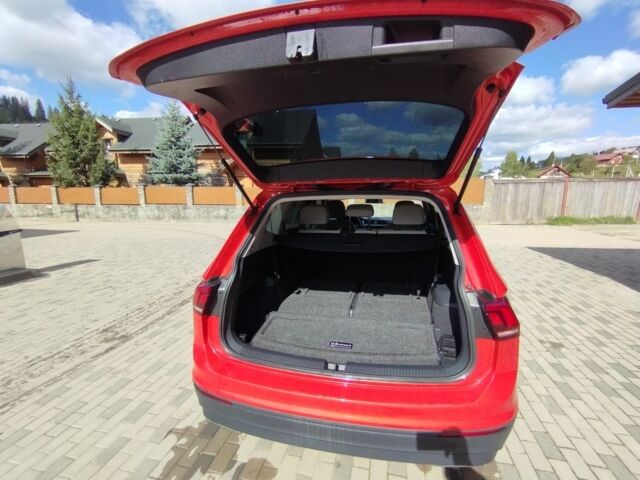 Червоний Фольксваген Тігуан, об'ємом двигуна 2 л та пробігом 104 тис. км за 16200 $, фото 8 на Automoto.ua