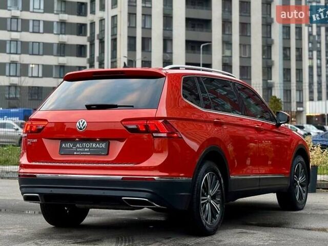 Красный Фольксваген Тигуан, объемом двигателя 2 л и пробегом 46 тыс. км за 22500 $, фото 14 на Automoto.ua