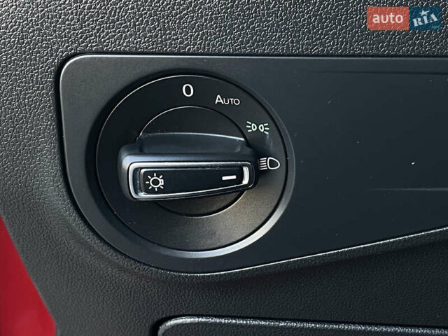 Червоний Фольксваген Тігуан, об'ємом двигуна 1.98 л та пробігом 99 тис. км за 20300 $, фото 23 на Automoto.ua