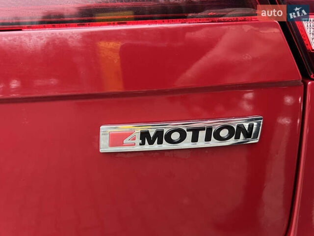 Красный Фольксваген Тигуан, объемом двигателя 1.98 л и пробегом 150 тыс. км за 19200 $, фото 9 на Automoto.ua