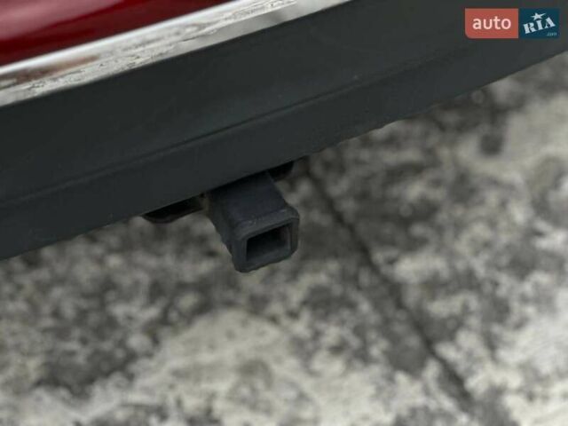 Красный Фольксваген Тигуан, объемом двигателя 2 л и пробегом 145 тыс. км за 19990 $, фото 13 на Automoto.ua