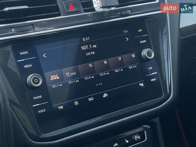 Червоний Фольксваген Тігуан, об'ємом двигуна 1.98 л та пробігом 99 тис. км за 20300 $, фото 25 на Automoto.ua