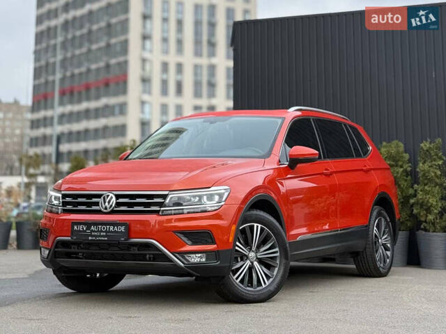 Красный Фольксваген Тигуан, объемом двигателя 2 л и пробегом 46 тыс. км за 22500 $, фото 5 на Automoto.ua
