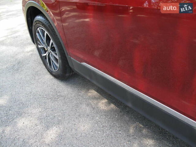 Красный Фольксваген Тигуан, объемом двигателя 2 л и пробегом 80 тыс. км за 21500 $, фото 28 на Automoto.ua