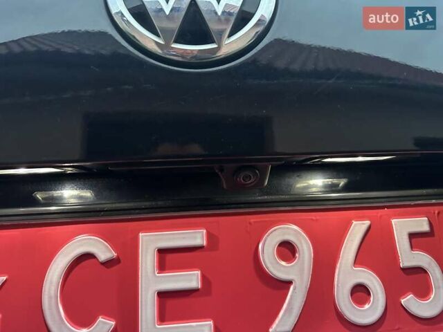 Красный Фольксваген Тигуан, объемом двигателя 2.03 л и пробегом 218 тыс. км за 27950 $, фото 69 на Automoto.ua