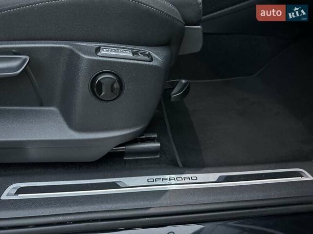 Красный Фольксваген Тигуан, объемом двигателя 2.03 л и пробегом 218 тыс. км за 27950 $, фото 43 на Automoto.ua