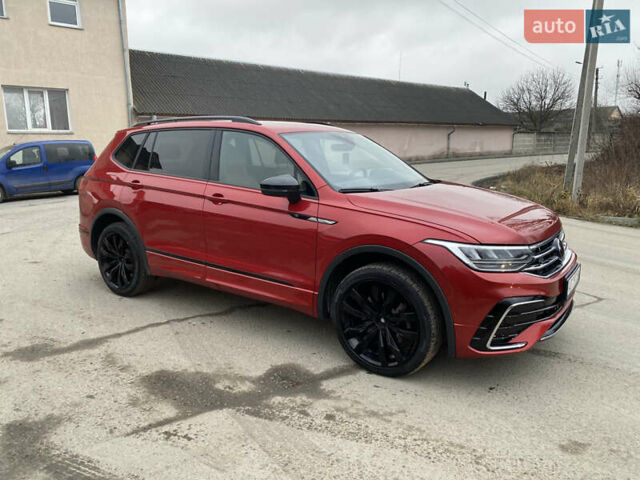 Червоний Фольксваген Тігуан, об'ємом двигуна 1.98 л та пробігом 51 тис. км за 26999 $, фото 24 на Automoto.ua