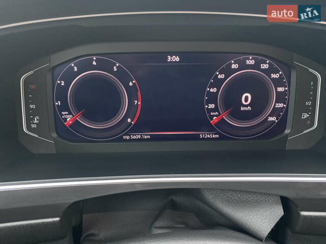 Червоний Фольксваген Тігуан, об'ємом двигуна 1.98 л та пробігом 51 тис. км за 26999 $, фото 54 на Automoto.ua