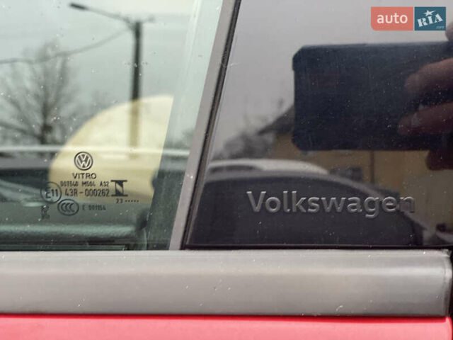 Червоний Фольксваген Тігуан, об'ємом двигуна 1.98 л та пробігом 51 тис. км за 26999 $, фото 40 на Automoto.ua