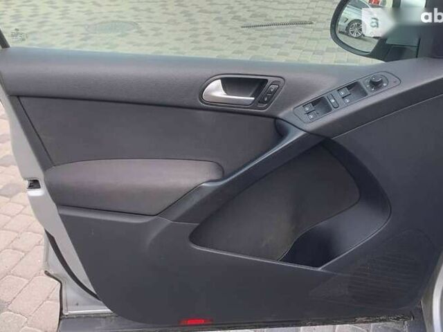 Фольксваген Тігуан, об'ємом двигуна 2 л та пробігом 270 тис. км за 13000 $, фото 8 на Automoto.ua