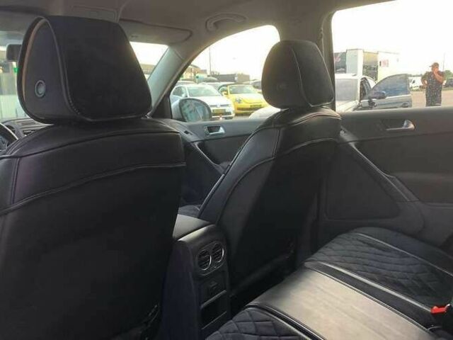 Фольксваген Тігуан, об'ємом двигуна 2 л та пробігом 270 тис. км за 13000 $, фото 17 на Automoto.ua