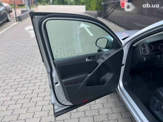 Фольксваген Тигуан, объемом двигателя 2 л и пробегом 135 тыс. км за 12500 $, фото 4 на Automoto.ua