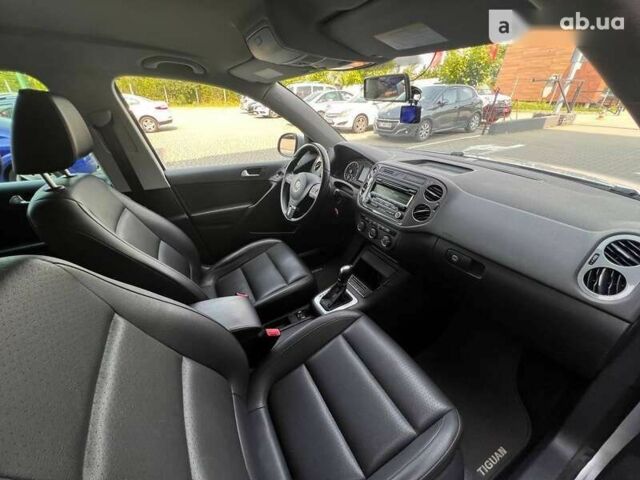 Фольксваген Тигуан, объемом двигателя 2 л и пробегом 135 тыс. км за 12500 $, фото 21 на Automoto.ua